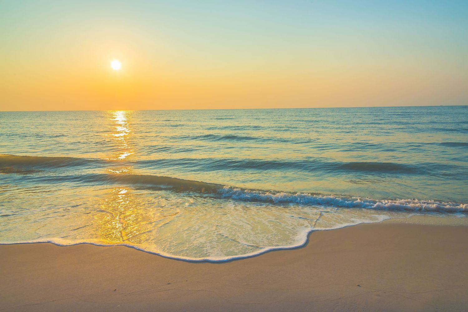 LA LEY DE COSTAS EN ESPAÑA Y EN LA COMUNIDAD VALENCIANA: QUÉ SE PUEDE Y NO SE PUEDE HACER EN LA PLAYA ESTE VERANO