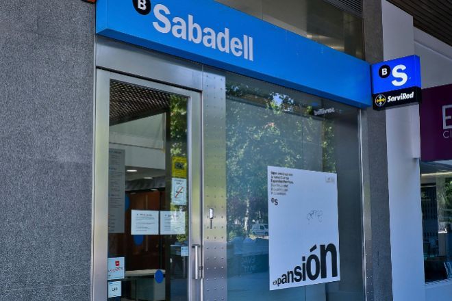La Audiencia Provincial de Alicante condena al Sabadell a devolver los gastos hipotecarios de clientes del Banco Atlántico